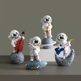 Home Decoration Nordic Resin Astronaut Figurines